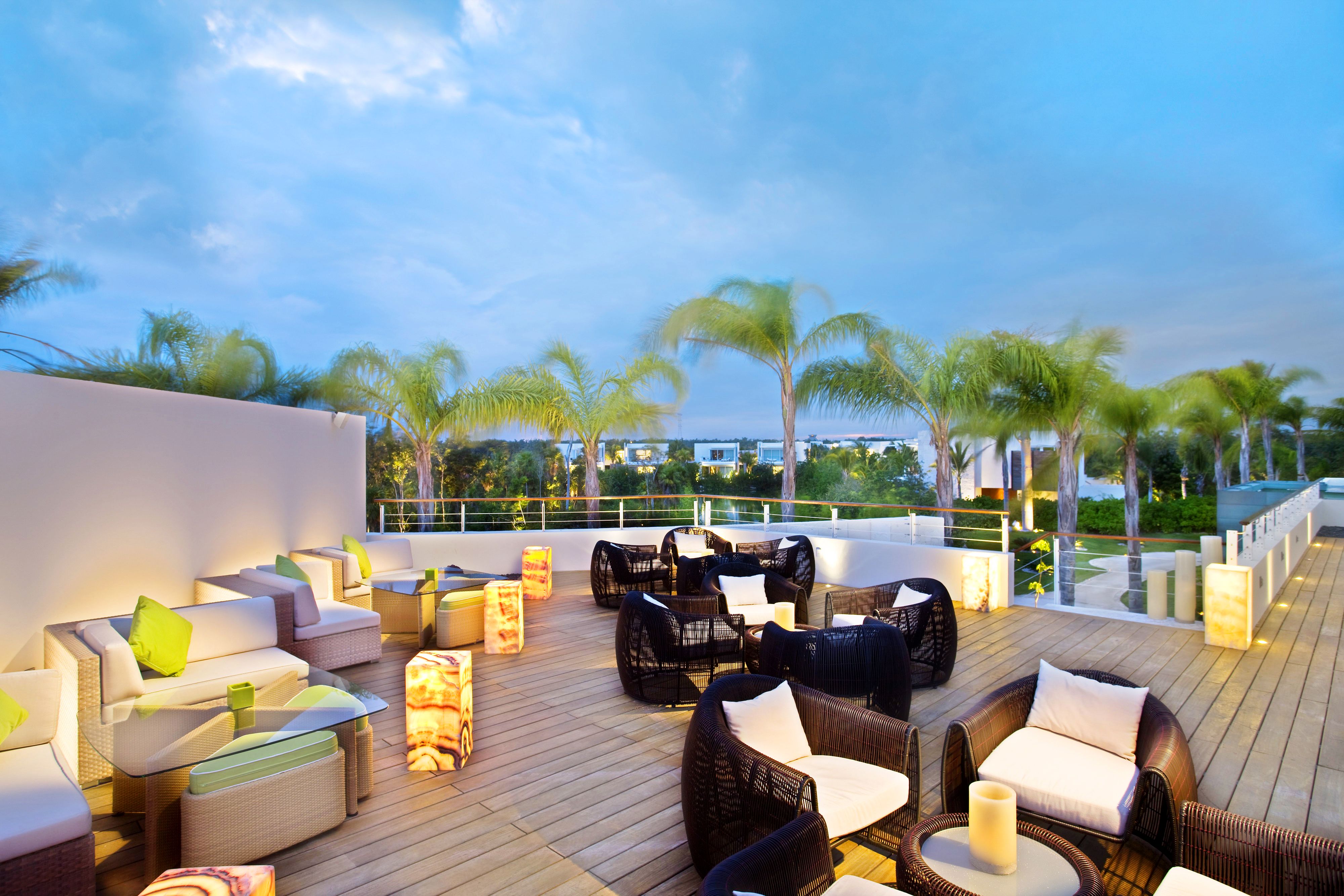 The Cigar Lounge